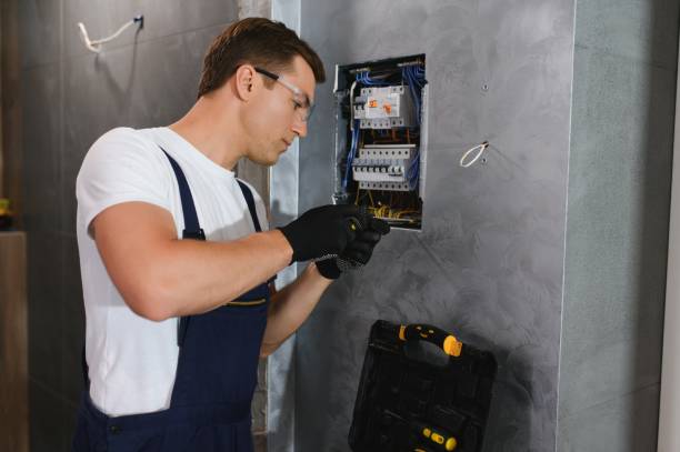 Best Emergency Electrical Repair  in Eldora, IA